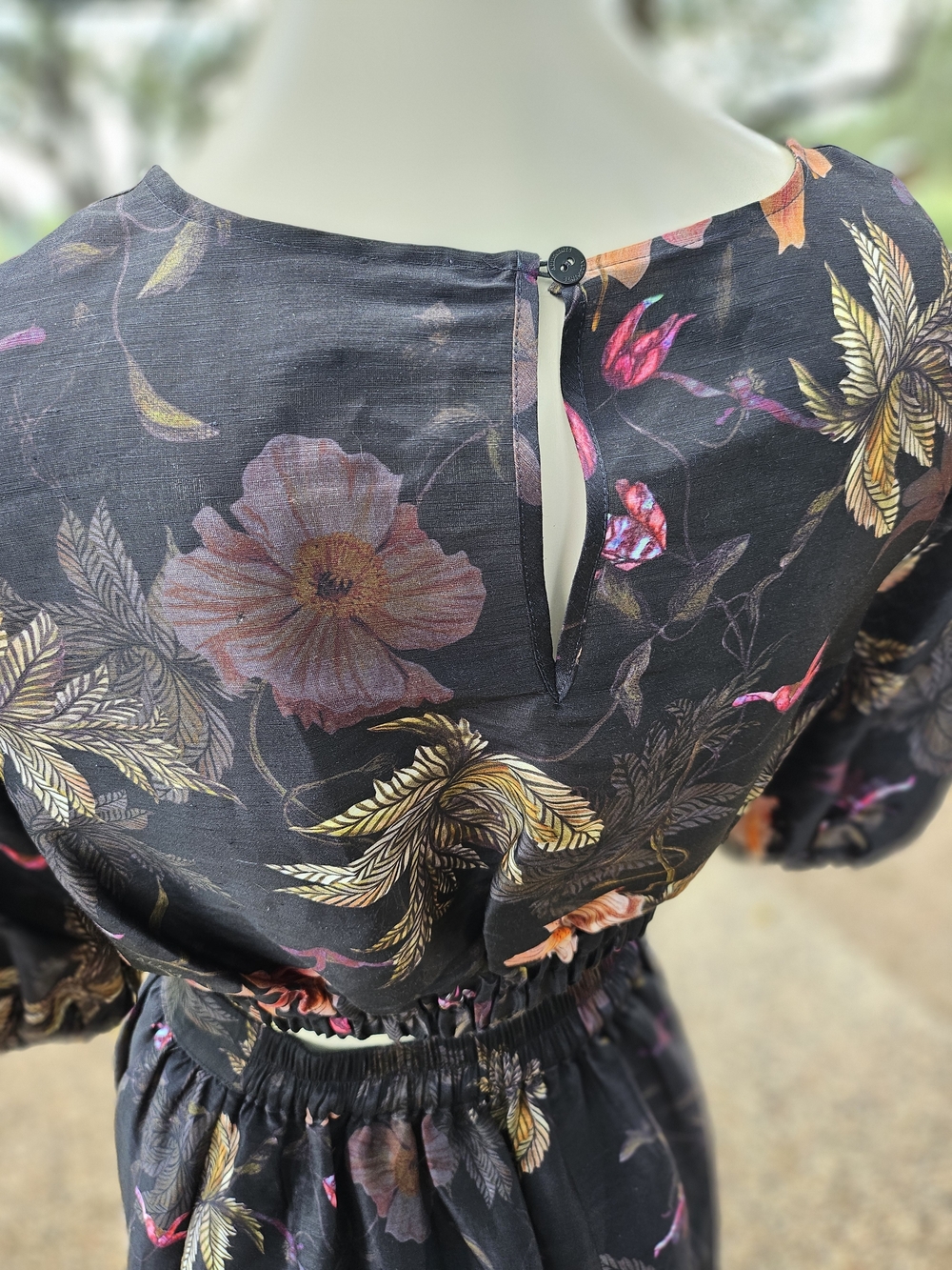 AllSaints Asta Viviana Black Silk Linen Blend Maxi Skirt (8) & Blouse (6) Set - Picture 6 of 16